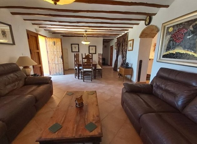 Herverkoop - Finca / Plattelands Woning - Cehegin