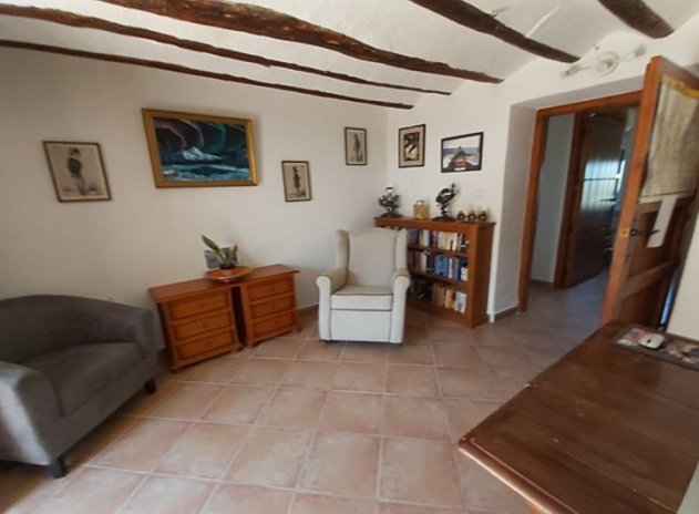 Herverkoop - Finca / Plattelands Woning - Cehegin