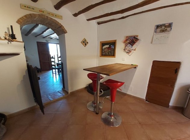 Herverkoop - Finca / Plattelands Woning - Cehegin