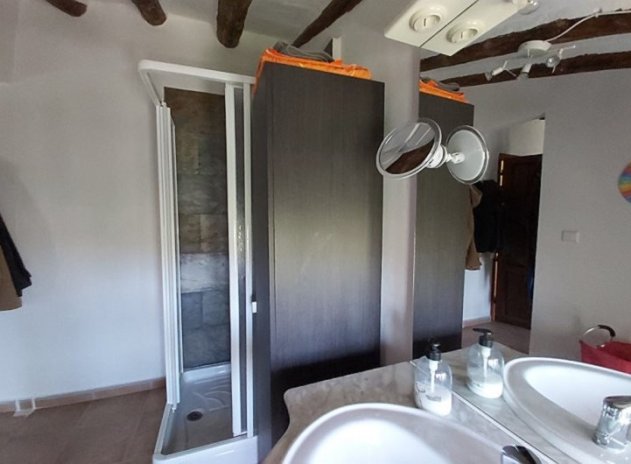 Herverkoop - Finca / Plattelands Woning - Cehegin