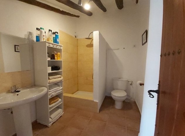 Herverkoop - Finca / Plattelands Woning - Cehegin