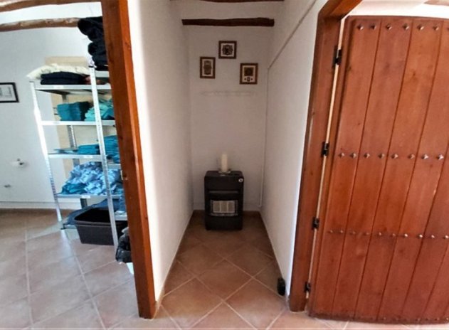 Herverkoop - Finca / Plattelands Woning - Cehegin