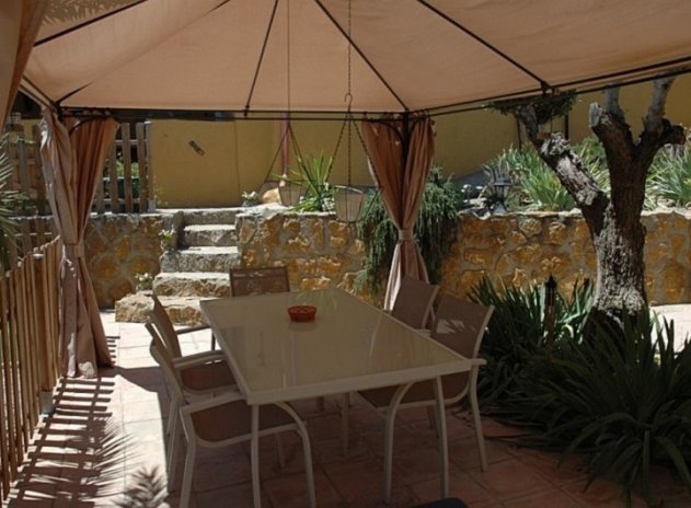 Herverkoop - Finca / Plattelands Woning - Cehegin