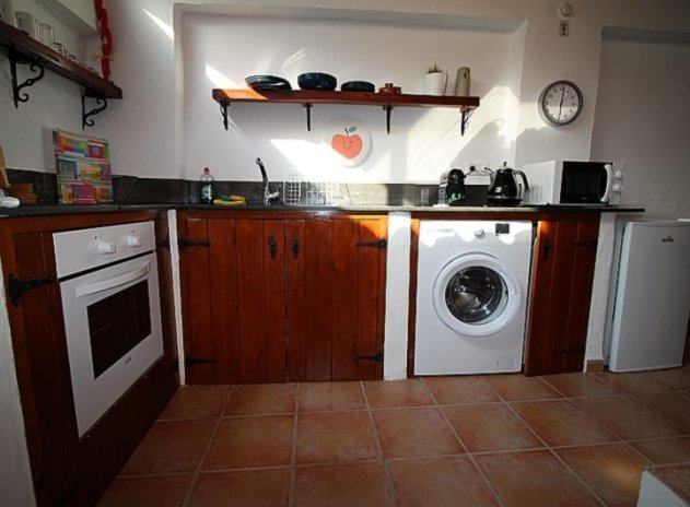 Herverkoop - Finca / Plattelands Woning - Cehegin