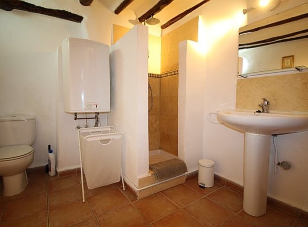 Herverkoop - Finca / Plattelands Woning - Cehegin