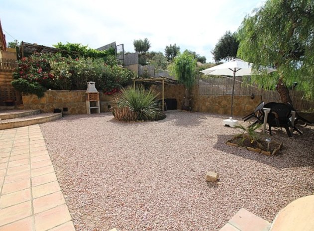 Herverkoop - Finca / Plattelands Woning - Cehegin