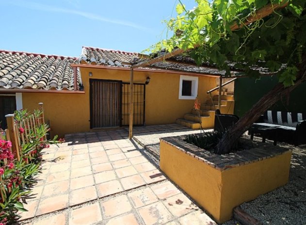 Herverkoop - Finca / Plattelands Woning - Cehegin