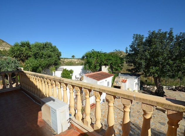 Wiederverkauf - Finca / Ländliches Wohnhaus - Canadas de San Pedro