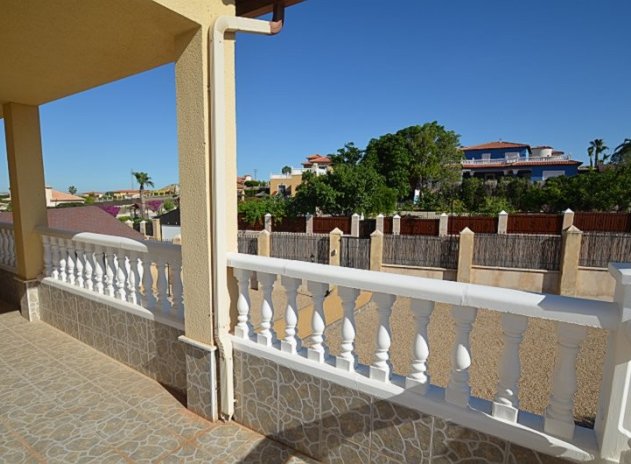 Wiederverkauf - Villa - Campos Del Rio