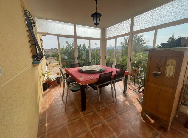 Herverkoop - Finca / Plattelands Woning - Abanilla