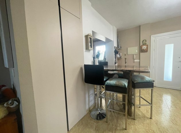 Herverkoop - Finca / Plattelands Woning - Abanilla