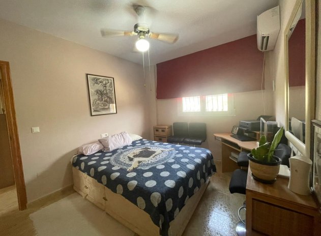 Herverkoop - Finca / Plattelands Woning - Abanilla