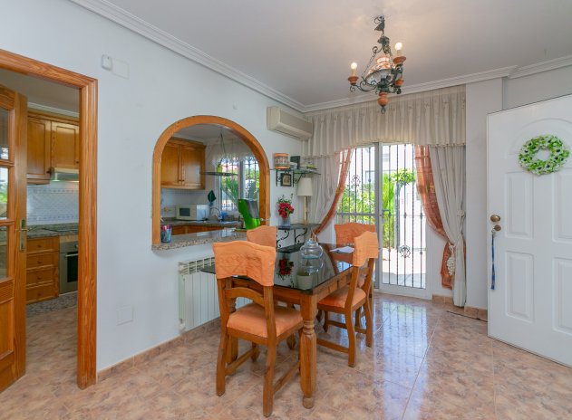 Herverkoop - Villa - La Zenia