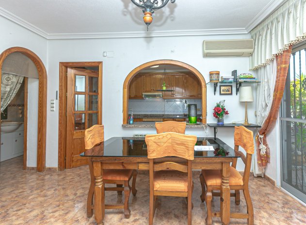 Herverkoop - Villa - La Zenia