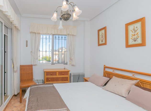 Herverkoop - Villa - La Zenia