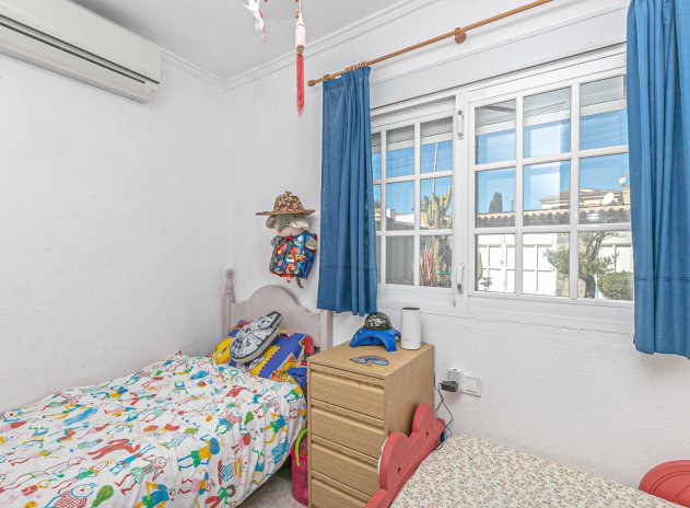 Resale - Villa * - Los Balcones *