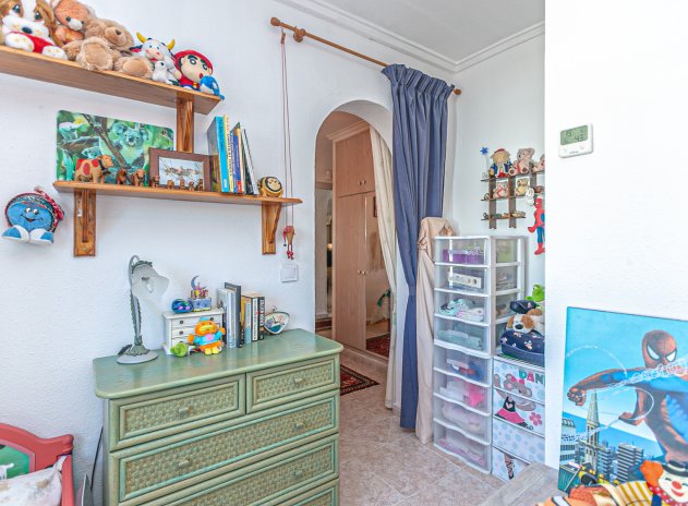 Resale - Villa * - Los Balcones *