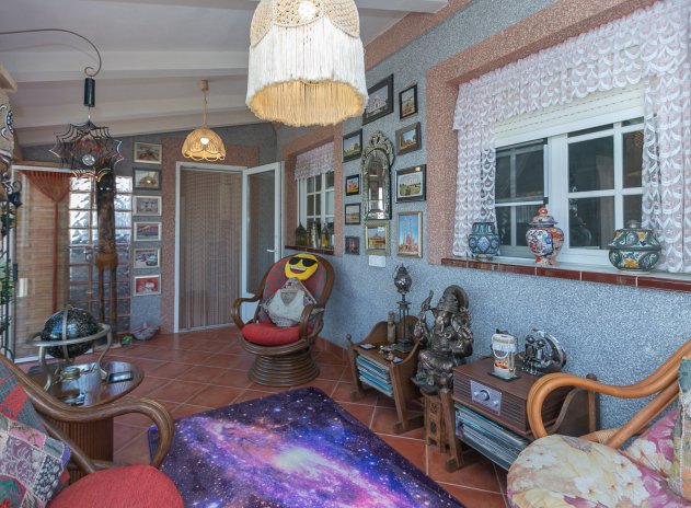 Resale - Villa * - Los Balcones *