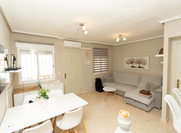 Herverkoop - Rijwoning - Playa Flamenca