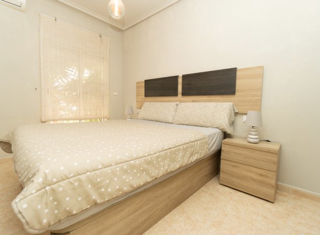 Herverkoop - Rijwoning - Playa Flamenca