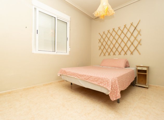 Herverkoop - Rijwoning - Playa Flamenca