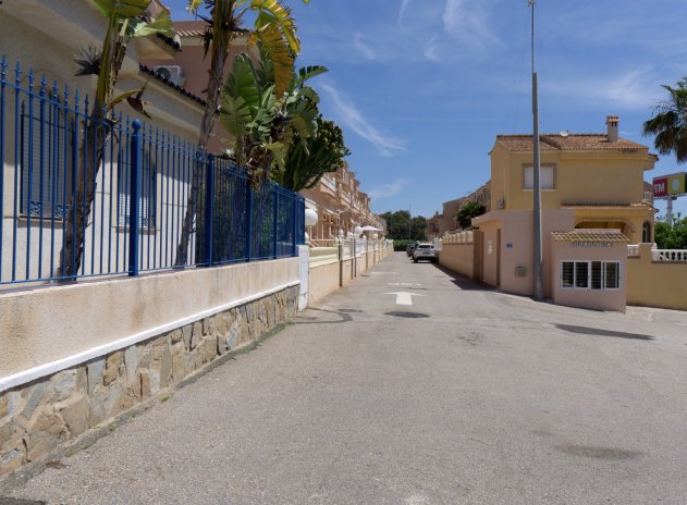 Herverkoop - Rijwoning - Playa Flamenca
