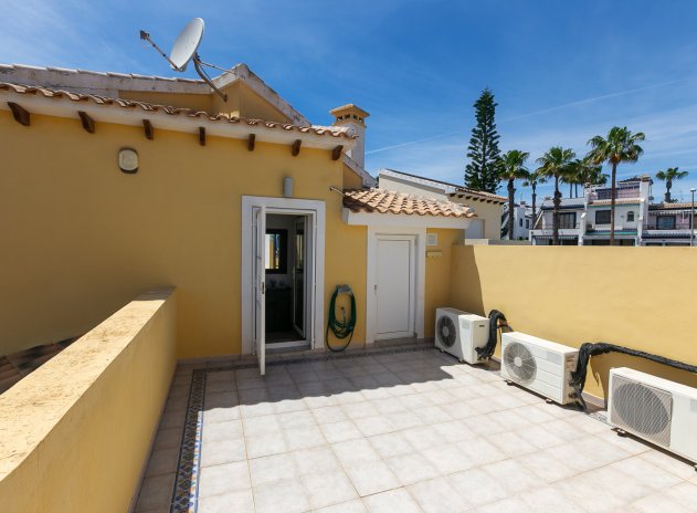 Herverkoop - Villa - Villamartin - Rioja