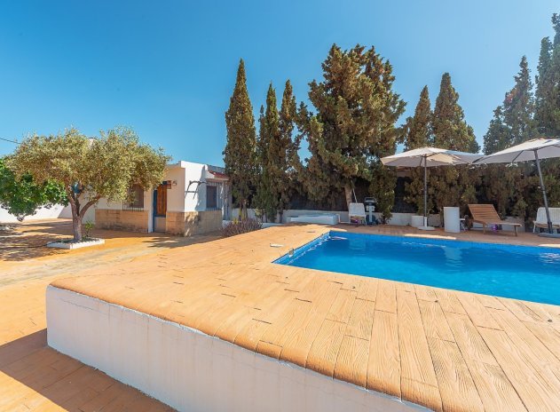 Revente - Villa - San Vicente del Raspeig
