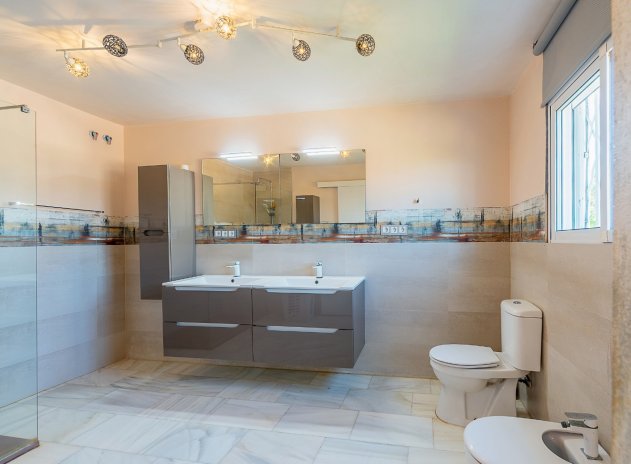 Revente - Villa - San Vicente del Raspeig