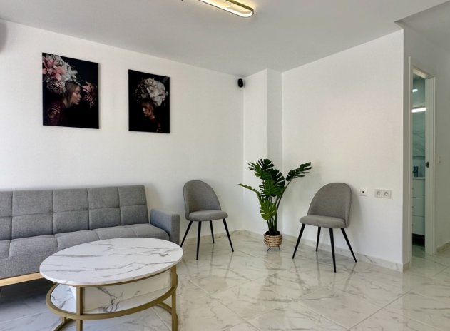 Reventa - Casa adosada - Torrevieja - Los Balcones