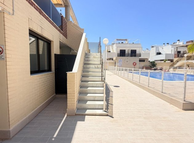 Resale - Apartment / Flat * - Orihuela Costa * - Lomas de Cabo Roig *