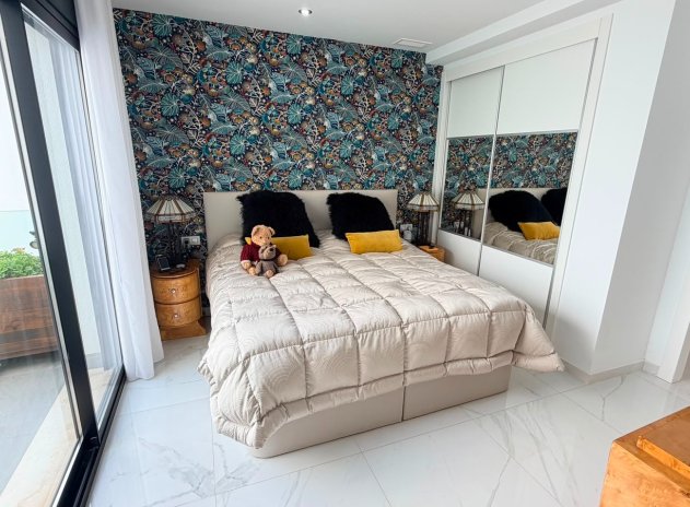 Reventa - Villa - Los Montesinos - La Herrada