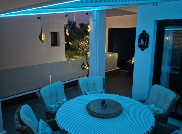 Reventa - Villa - Los Montesinos - La Herrada