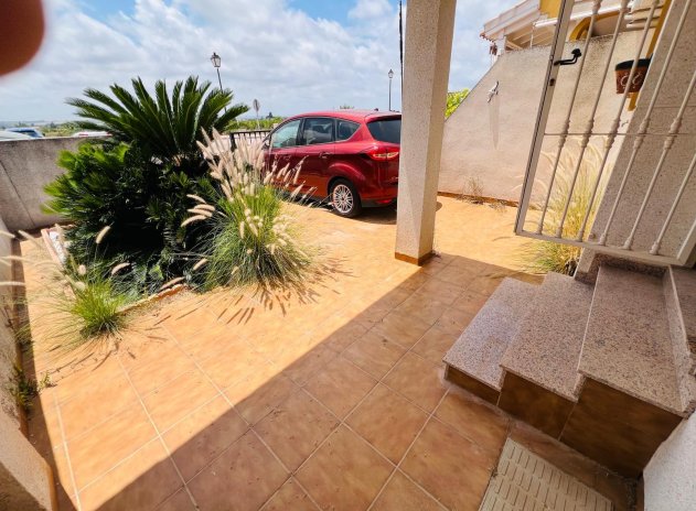 Resale - Townhouse * - Daya Nueva *