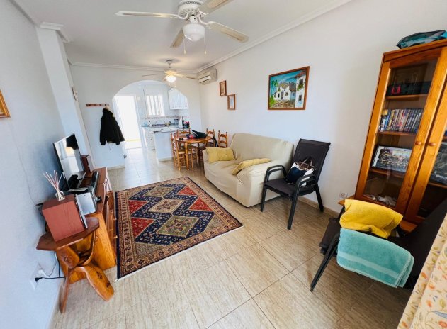 Resale - Townhouse * - Daya Nueva *