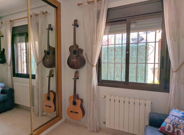 Revente - Villa - Bigastro