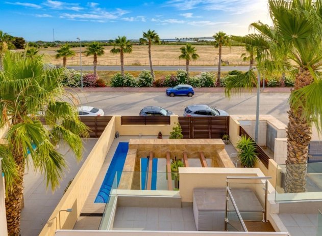Resale - Villa * - Rojales *
