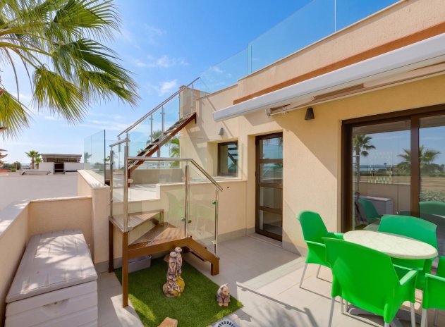 Resale - Villa * - Rojales *