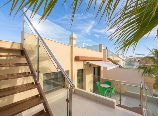 Resale - Villa * - Rojales *