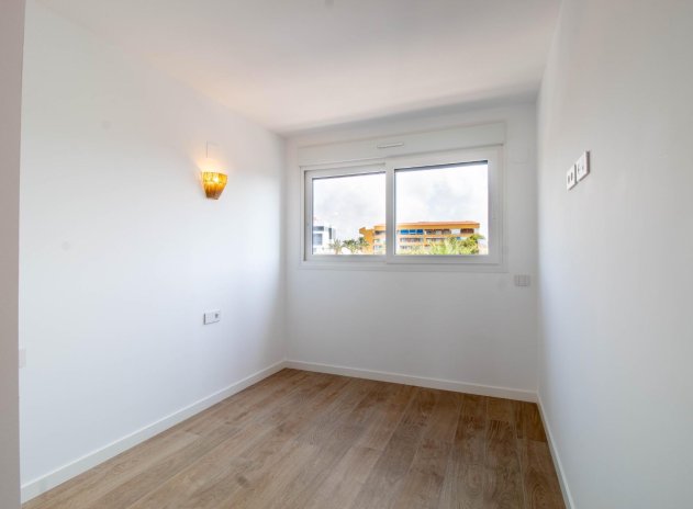 Herverkoop - Appartement - Torrevieja - Punta Prima