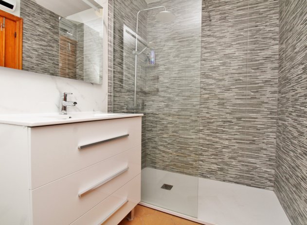 Revente - Appartement - Villamartin - Villamartín