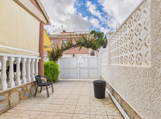 Reventa - Casa adosada - Pinar de Campoverde