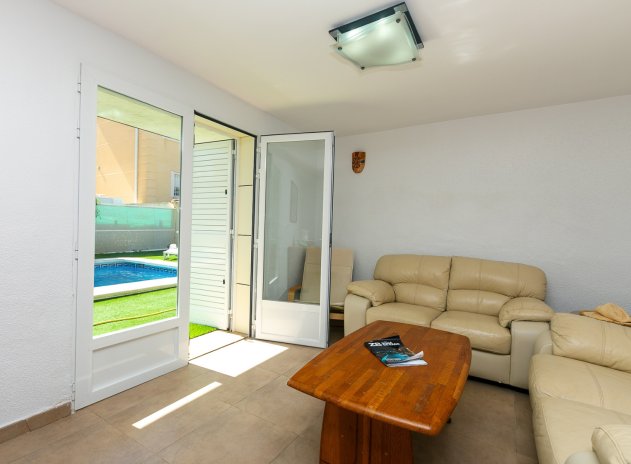 Herverkoop - Villa - La Zenia