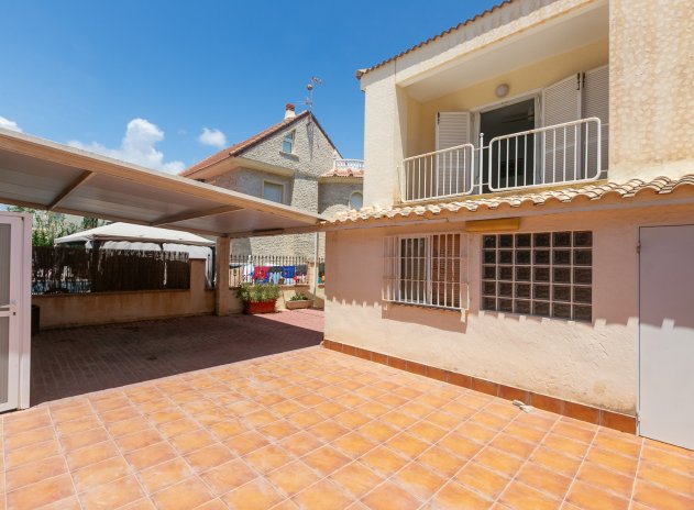 Herverkoop - Villa - La Zenia