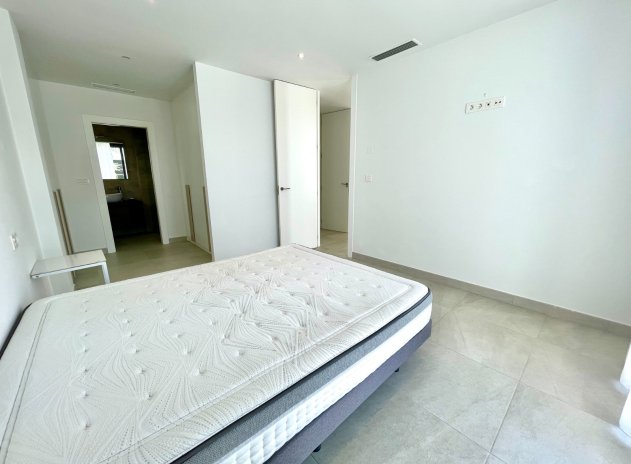 Resale - Villa * - Benijofar *