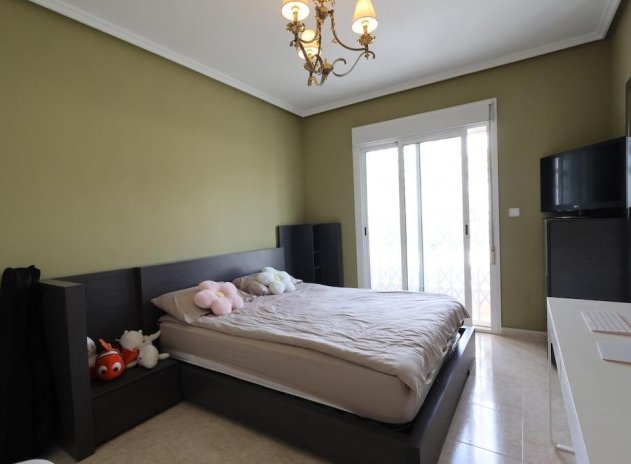 Herverkoop - Rijwoning - Rojales - Doña Pepa