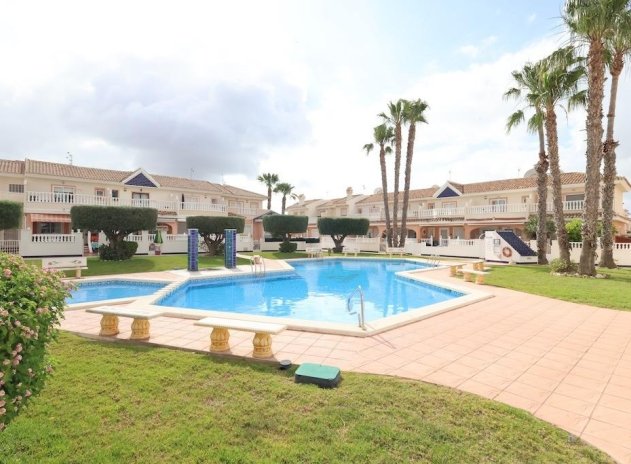 Herverkoop - Rijwoning - Rojales - Doña Pepa