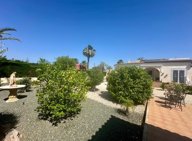 Wiederverkauf - Finca / Ländliches Wohnhaus - Catral