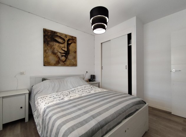Wiederverkauf - Wohnung - Torrevieja