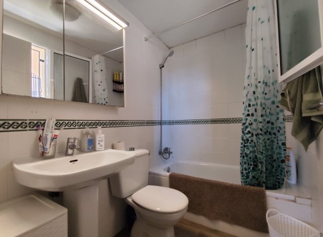 Wiederverkauf - Wohnung - Torrevieja